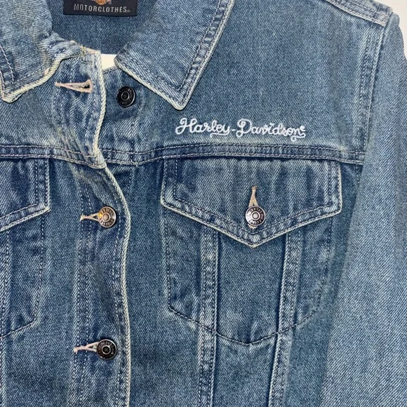 Harley Davidson Essential Bar & Shield Denim Jacket in Medium Indigo - Picture 3 of 9